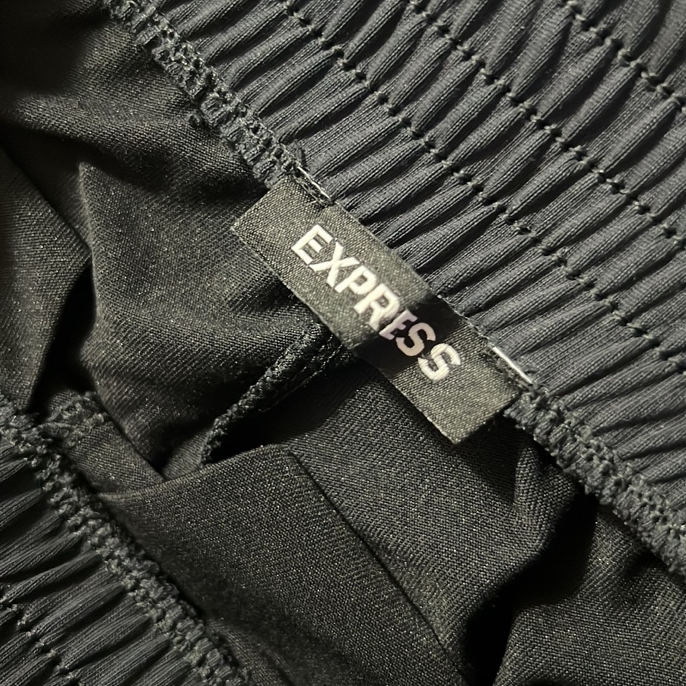 Express Joggers - Picture 4 of 5